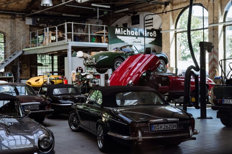 Classic Remise Berlin – miejsce, w którym historia motoryzacji spotyka się z pasją